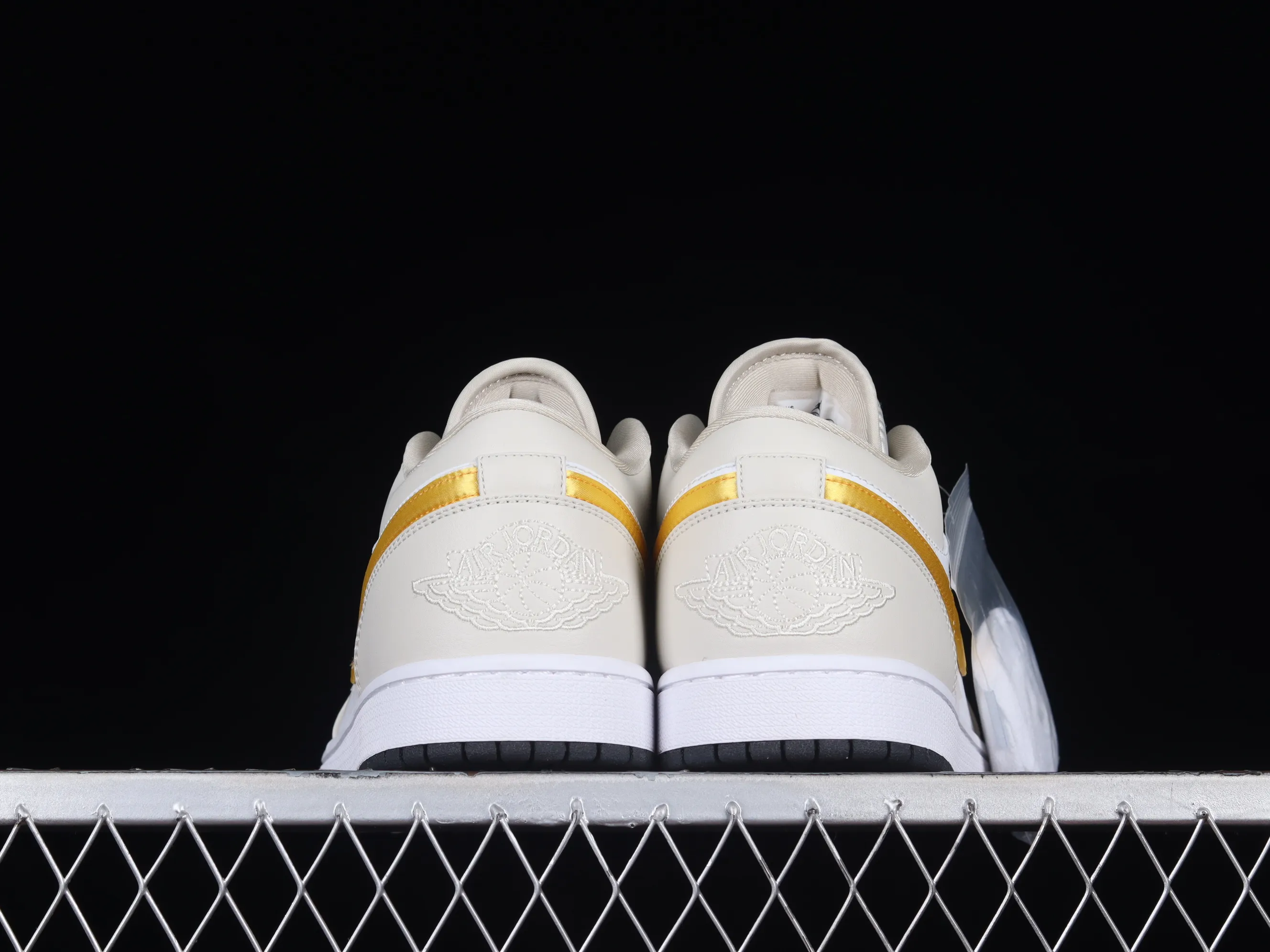 All categories Air Jordan Jordan series basketball shoes Air Jordan 1 Low Air Jordan 1 Low "Amarillo" AJ1 Joe 1 palm leaf low-top cultural and casual sneakers CK3022-107